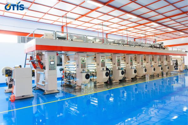 lam-the-nao-de-mua-ban-nha-xuong-o-viet-nam